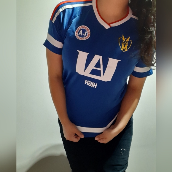 Boxlunch my hero academia jersey medium - Picture 2 of 5